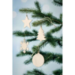 Weihnachtsschmuck im praktischen Einsatz