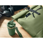 Rolltop-Rucksack 600D Gruen im praktischen Einsatz