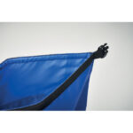 Rolltop-Tasche RPET Blau, Detailaufnahme des Materials