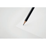 Bleistift mit Radiergummi Schwarz, Detailaufnahme des Materials