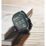 4.0 Fitness Smart Watch Silber im praktischen Einsatz