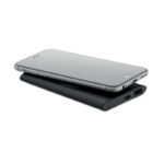 Powerbank mit Ladestation 15W Schwarz, geöffnet dargestellt