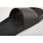 Badeschlappen Größe 46/47 Schwarz, Detailaufnahme des Materials