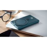 Wireless charger power bank Blau mit markiertem Druckbereich für Ihr Logo