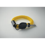 Schlüsselring mit Armband Gelb, Detailaufnahme des Materials