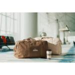 Sport- oder Reisetasche Braun mit markiertem Druckbereich für Ihr Logo