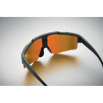Sport-Sonnenbrille UV400 Orange, geöffnet dargestellt