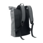 15″ Rolltop-Laptop-Rucksack – von schräg vorne
