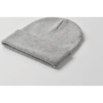 Beanie mit Bündchen Grau, Detailaufnahme des Materials
