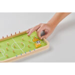 Fußballspiel aus Holz – Rückansicht