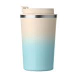 Doppelwandiger Becher 350 ml – von schräg vorne