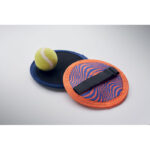 Ballfangspiel aus Neopren, Detailaufnahme des Materials