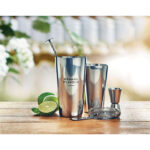 Cocktail-Set 750 ml im praktischen Einsatz