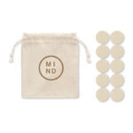 Tic-Tac-Toe Spiel mit markiertem Druckbereich für Ihr Logo