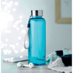 Trinkflasche Tritan 500ml Blau im praktischen Einsatz