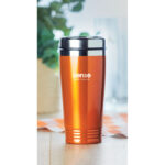 Doppelwandiger Trinkbecher Orange mit markiertem Druckbereich für Ihr Logo